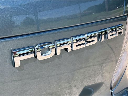 Used 2010 Subaru Forester 2.5X AWD/4WD image 9