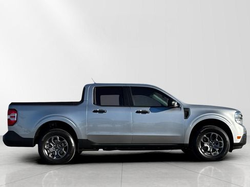 Used 2022 Ford Maverick XLT image 2