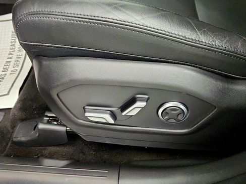 Used 2024 Hyundai Santa Fe Limited AWD/4WD image 12