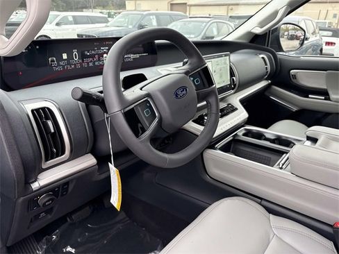 New 2025 Ford Expedition Max Active image 26