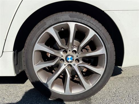 Used 2016 BMW 528i xDrive Sedan AWD/4WD image 10