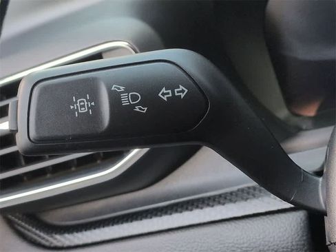 Used 2022 Ford Explorer ST image 27