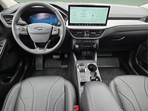 Certified 2025 Ford Escape SE w/ PHEV Premium Package FWD image 11