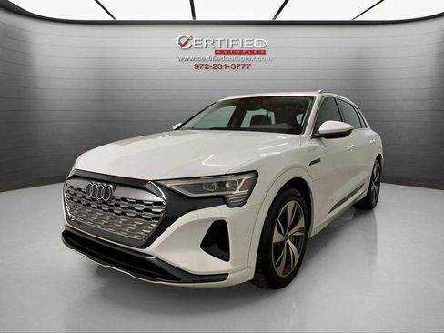 Used 2024 Audi Q8 e-tron Premium Plus w/ Premium Plus Package AWD/4WD image 1