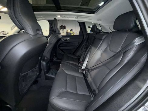 Used 2025 Volvo XC60 T8 Plus AWD/4WD image 19