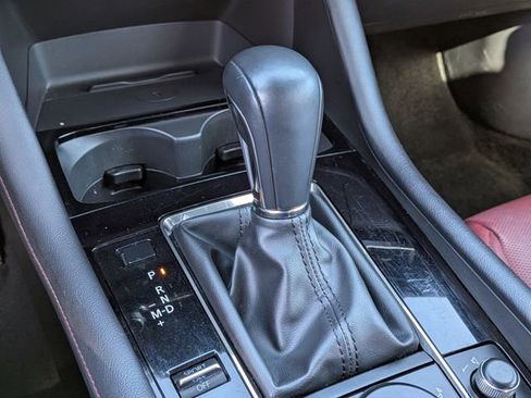 Used 2024 MAZDA MAZDA3 s image 21