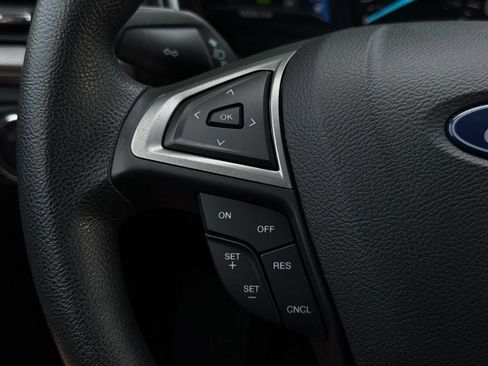 Used 2018 Ford Fusion S FWD image 31