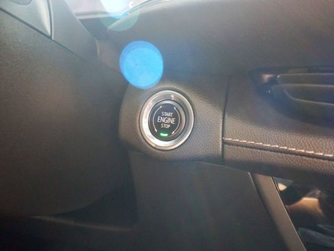 Used 2022 Buick Envision Essence w/ Sport Touring Package image 24