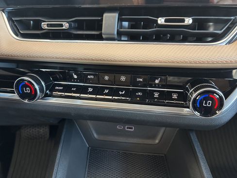 New 2026 Chevrolet Equinox ACTIV w/ Safety and Technology Package image 13