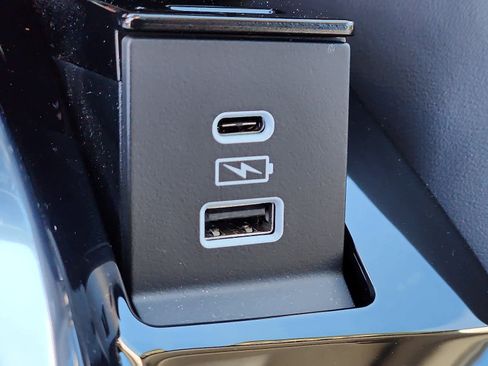 Certified 2025 Acura MDX w/Technology Package image 25