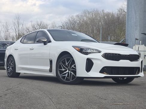 Used 2023 Kia Stinger GT-Line w/ Sun & Sound Package AWD/4WD image 2