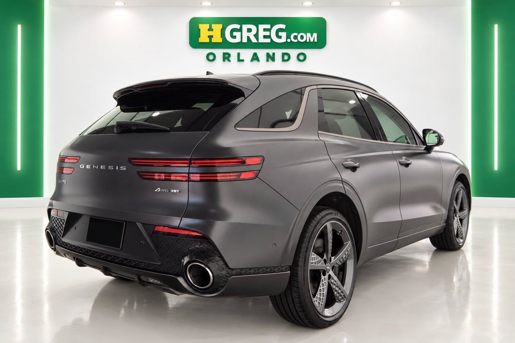 Used 2023 Genesis GV70 3.5T Sport w/ Sport Prestige Package AWD/4WD image 6