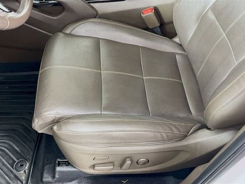 Used 2022 Kia Telluride SX w/ Towing Package image 8