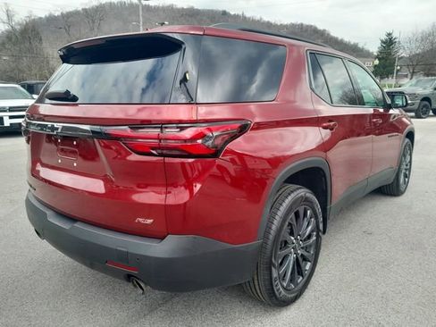 Used 2022 Chevrolet Traverse RS AWD/4WD image 8