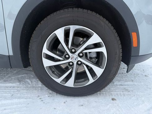 Used 2023 Buick Envision Essence image 17