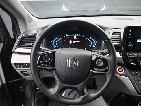 Used 2018 Honda Odyssey EX-L image 17