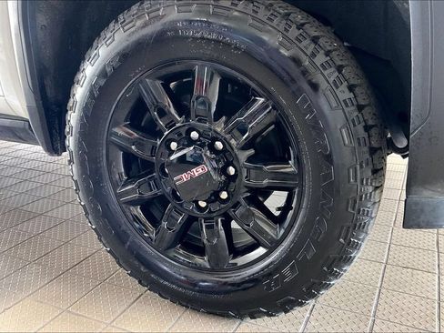 Used 2026 GMC Sierra 2500 AT4 AWD/4WD image 33