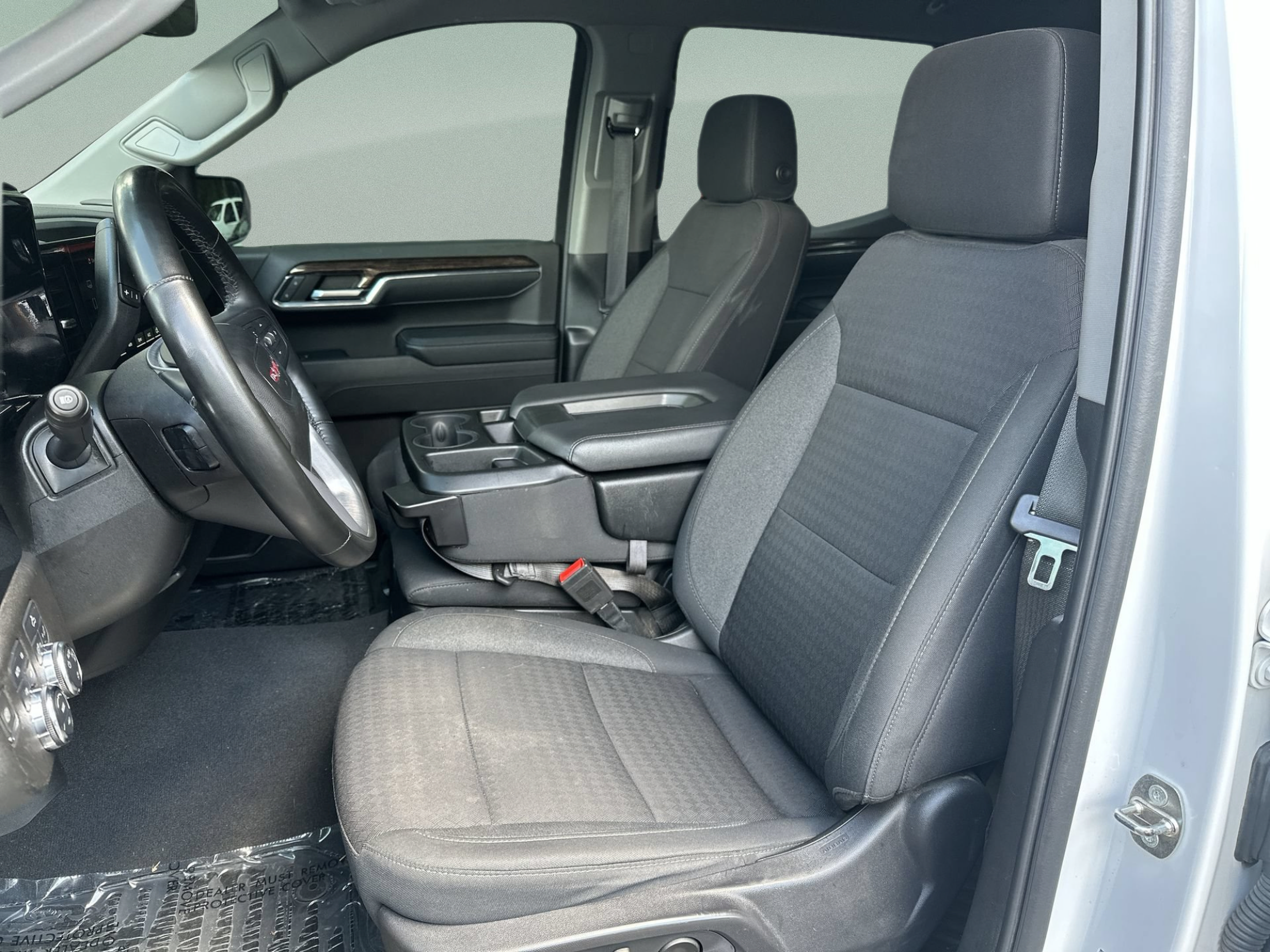 Used 2024 GMC Sierra 1500 SLE w/ Preferred Package AWD/4WD image 13