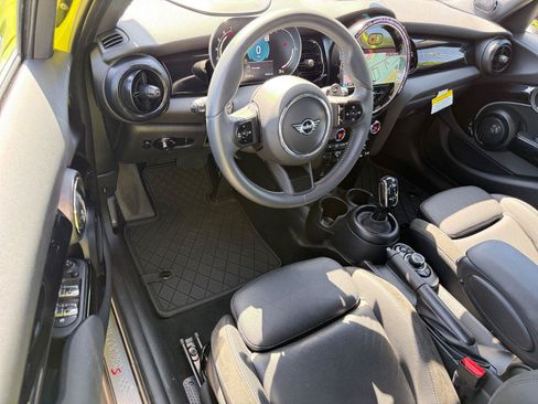 Used 2023 MINI Cooper S FWD image 14