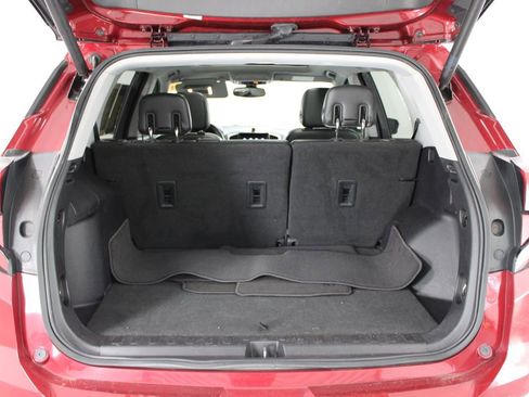 Used 2018 GMC Terrain SLT w/ Preferred Package image 16