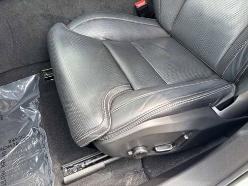 Used 2023 Volvo XC60 B5 Ultimate w/ Protection Package Premier FWD image 16