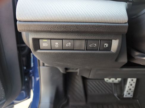 Used 2026 Toyota Camry SE image 35