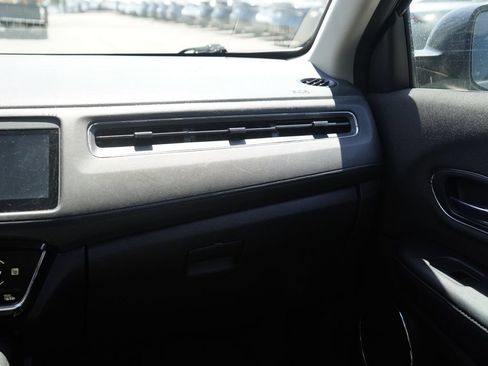 Used 2022 Honda HR-V EX image 24