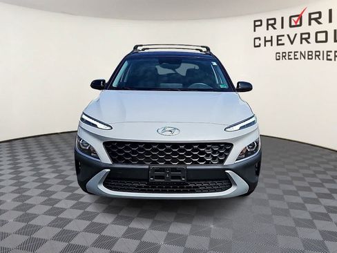 Used 2023 Hyundai Kona SEL AWD/4WD image 3