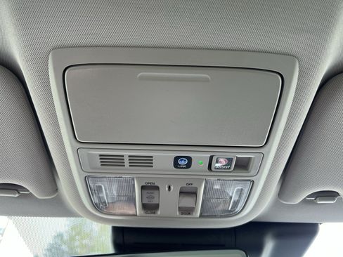 Used 2021 Honda Accord Touring image 28