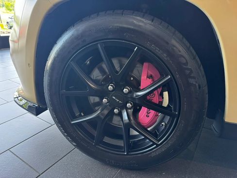 Used 2018 Jeep Grand Cherokee SRT AWD/4WD image 47