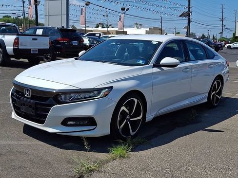 Used 2020 Honda Accord Sport image 3