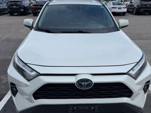 Used 2022 Toyota RAV4 XLE Premium image 1