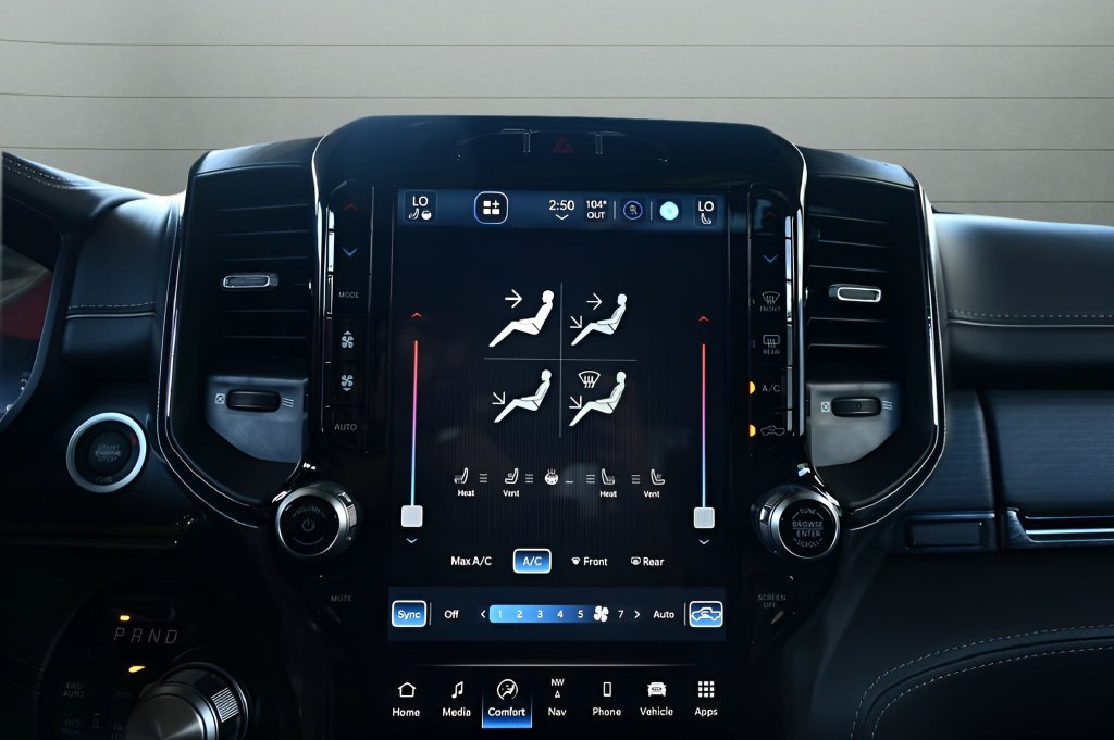 Used 2023 RAM 1500 Limited w/ Body Color Bumper Group AWD/4WD image 19