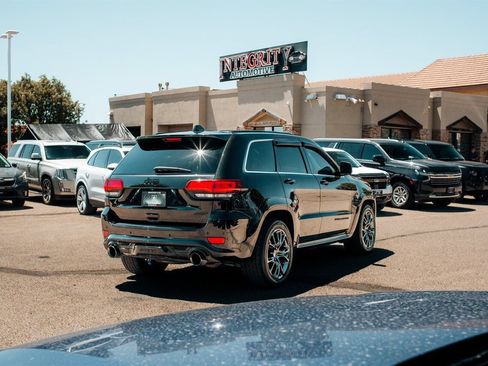 Used 2015 Jeep Grand Cherokee SRT w/ Trailer Tow Group IV AWD/4WD image 7