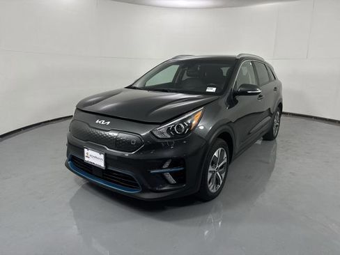 Used 2022 Kia Niro EX w/ Cold Weather Package FWD image 24