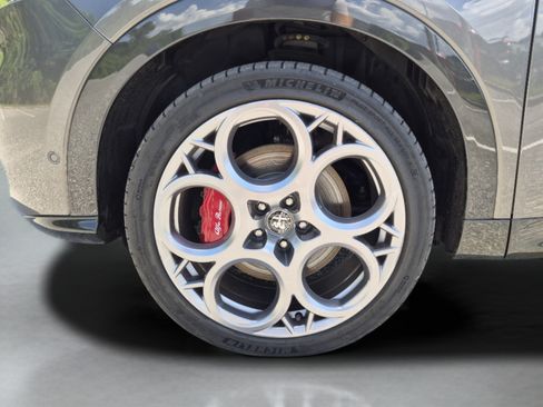 Used 2024 Alfa Romeo Tonale Veloce AWD/4WD image 62