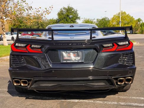 Used 2023 Chevrolet Corvette Stingray Premium Cpe w/ Z51 Performance Package image 13