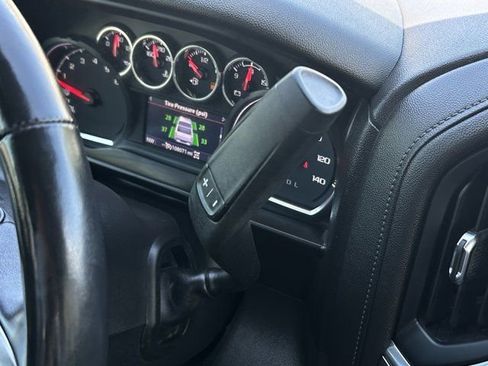 Used 2021 Chevrolet Silverado 1500 LT image 20