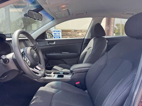 Used 2019 Kia Optima LX image 7