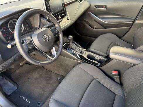 Used 2021 Toyota Corolla SE w/ SE Premium Package FWD image 11