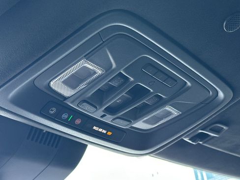 Used 2025 GMC Sierra 1500 AT4X image 20