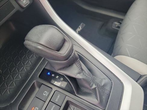 Certified 2021 Toyota RAV4 XLE w/ Convenience Package FWD image 27