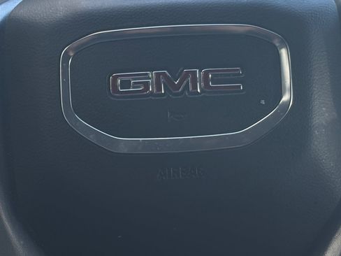 Used 2022 GMC Sierra 1500 Elevation w/ Elevation Premium Package image 12