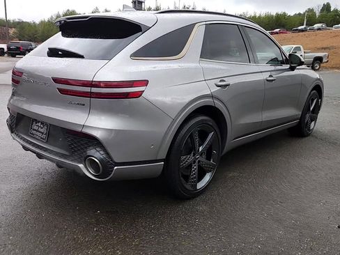 Used 2022 Genesis GV70 3.5T Sport w/ Sport Prestige Package image 14