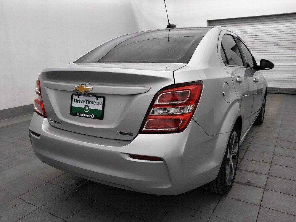 Used 2020 Chevrolet Sonic Premier FWD image 9