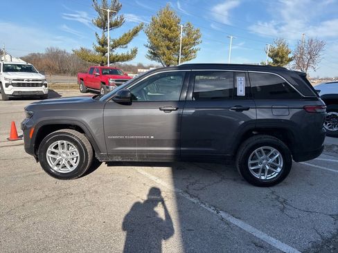 New 2026 Jeep Grand Cherokee Laredo X AWD/4WD image 18