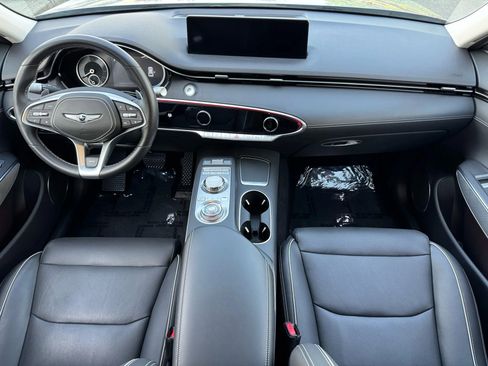 Used 2024 Genesis Electrified GV70 image 22