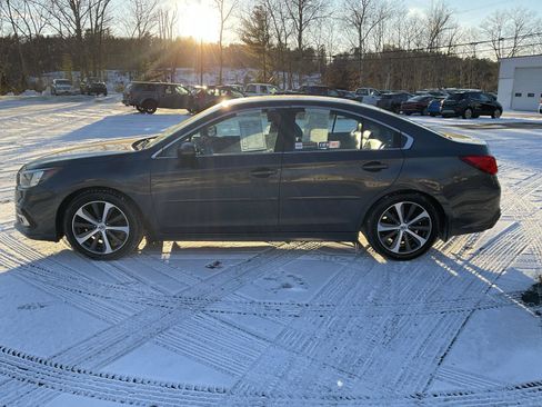 Used 2019 Subaru Legacy 2.5i Limited image 2