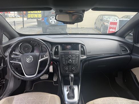 Used 2017 Buick Cascada Premium image 20