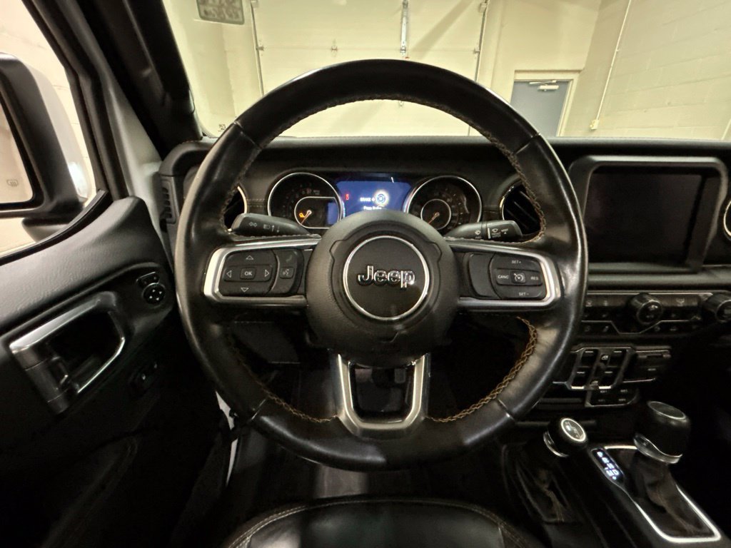 Used 2021 Jeep Gladiator Overland AWD/4WD image 19